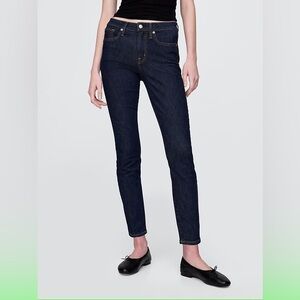 🔴 Gap Mid Rise True Skinny Jeans